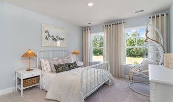 2146 Marietta Cir NW, Ash, NC 28420