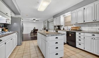 1621 Harris Dr, Bartlesville, OK 74006