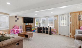 48 Overlea Rd, North Smithfield, RI 02896