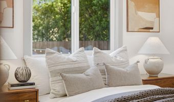 1712 Schiller St, Alameda, CA 94501