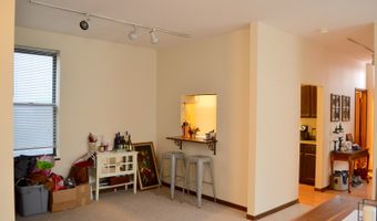 856 N May St 2F, Chicago, IL 60642
