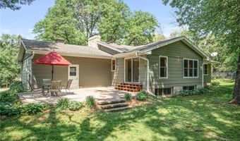 1922 Parkmont Ln, Anoka, MN 55303