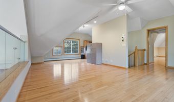 1342 Stagecoach Trl S, Afton, MN 55001