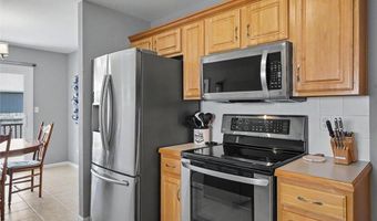 1000 Kathys Ct, Baldwin City, KS 66006