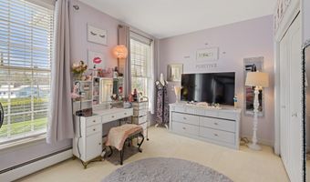 63 Fenton Way, Bangor, ME 04401