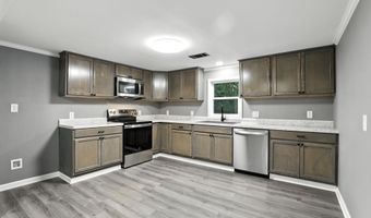 5321 High St, Bauxite, AR 72011