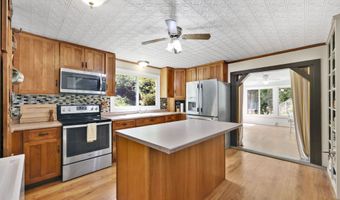 41 Babcock Hill Rd, Coventry, CT 06238