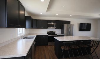 1102 NE 34th Ave, Aberdeen, SD 57401