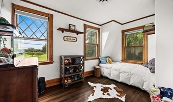 544 Main St, Acushnet, MA 02743