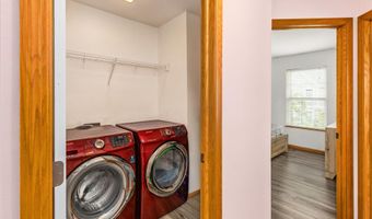 3060 SW Sharmin Ln, Ankeny, IA 50023