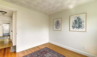 23 Robert Cir, Cranston, RI 02905