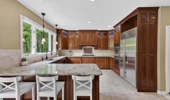 8105 Wycliffe Dr, Anderson Twp., OH 45244