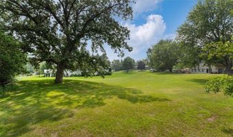 1308 Geneva Dr, Alexandria, MN 56308