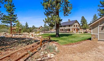 43630 Rainbow Ln, Angelus Oaks, CA 92305
