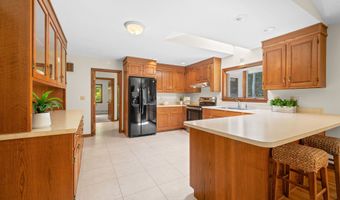 1 Old Milford Rd, Amherst, NH 03031