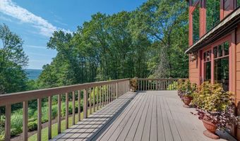 141 LONGVIEW Dr, Saylorsburg, PA 18353