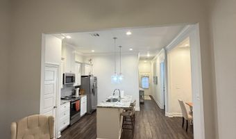 8157 Village Lake Ave, Baton Rouge, LA 70820