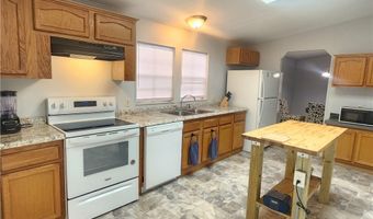 219 N Ballard Rd, Avon Park, FL 33825