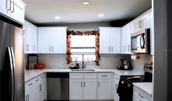 1014 CAROLINE Ave, Auburndale, FL 33823