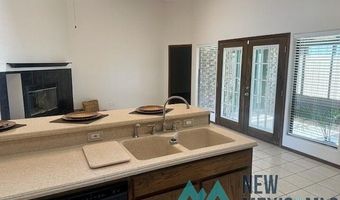802 Fountain Dr, Carlsbad, NM 88220