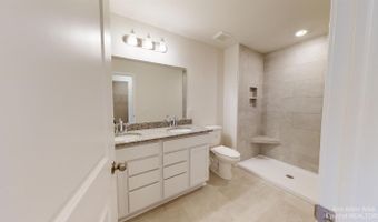 2731 Bristol Rdg Dr, Ann Arbor, MI 48105