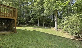 1748 Town Home Dr, Apex, NC 27502