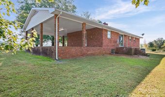 2318 Doul Mountain Rd, Asheboro, NC 27205