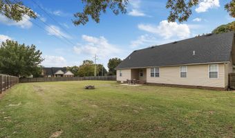 1204 Crestbrook Dr, Albertville, AL 35950