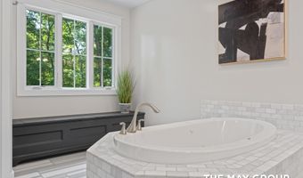 5354 Pinnacle Point Dr NE, Ada, MI 49301