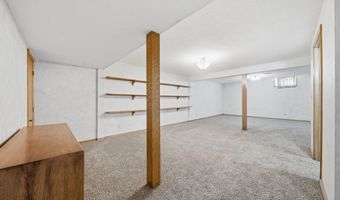 3 Debra Cir, Augusta, KS 67010