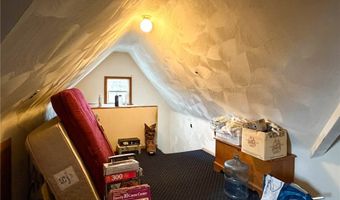 2812 Ogden Pl, Utica, NY 13501