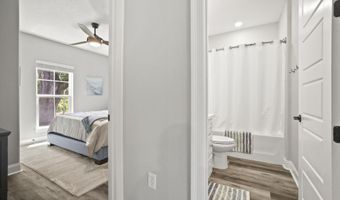 121 Grande View Dr, Biloxi, MS 39531