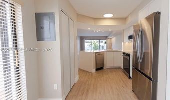 3525 Magellan Cir 626, Aventura, FL 33180
