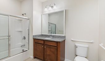 1 Francis Dr 211, Andover, MA 01810