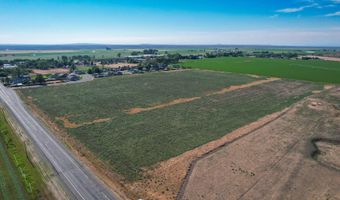 19561 Queens Crown Rd, Carey, ID 83320