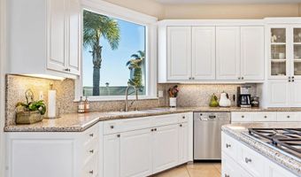 7124 Aviara Dr, Carlsbad, CA 92011