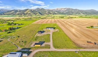 6111 Springhill Rd, Belgrade, MT 59714