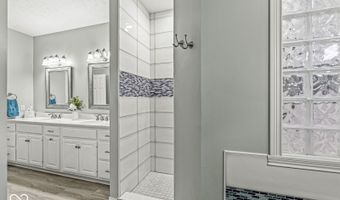 790 Foxboro Dr, Avon, IN 46123