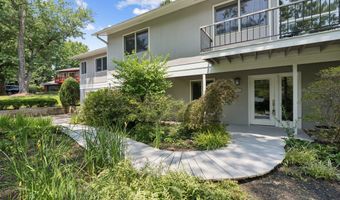 9821 BETTEKER Ln, Potomac, MD 20854