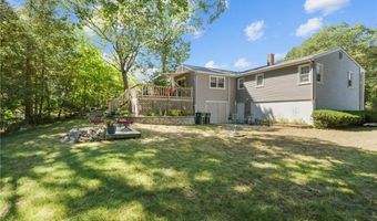 26 Lloyd Dr, Coventry, RI 02816