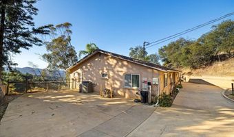1714 Foss Rd, Alpine, CA 91901