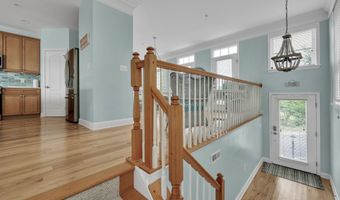 11200 SEABISCUIT Ln 101, Berlin, MD 21811