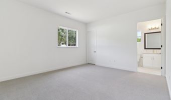 2745 Alexander Dr, Escondido, CA 92029