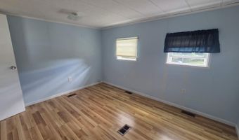 118 Old Belgrade Rd, Augusta, ME 04330