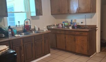 3320 Joycliff Rd, Macon, GA 31211