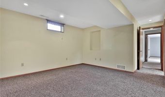 759 Hull Rd, Anoka, MN 55303