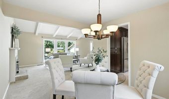 15025 NW Oak Hills Dr, Beaverton, OR 97006