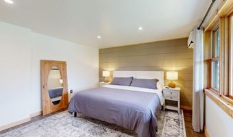 53 Hayden Rd, Augusta, ME 04330