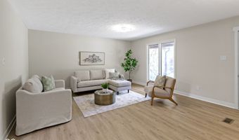 26 Sleepy Hollow Dr, Westfield, IN 46074