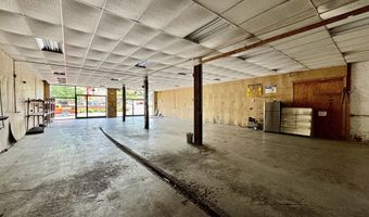 221 E Washington Ave, Athens, TN 37303